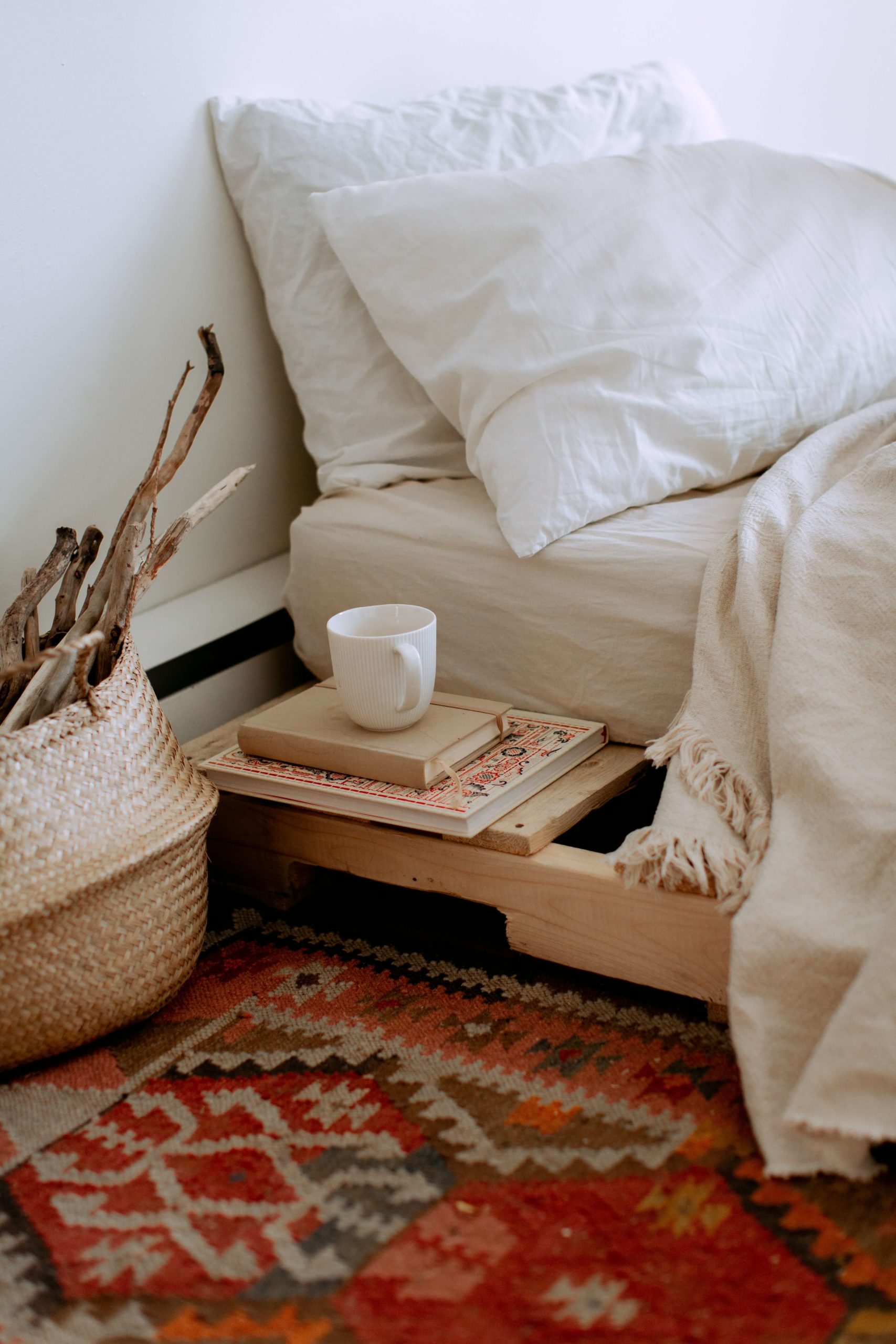 cozy-interior-of-ethnic-styled-bedroom-3933020 Ethno-Muster